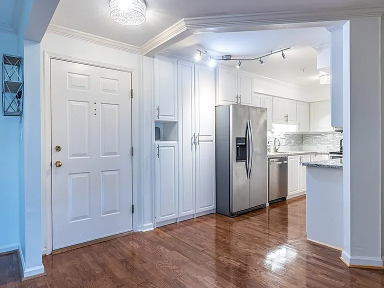 27301 Plantation Dr NE #301 — Photo 12