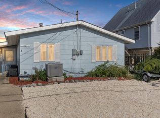 48 W Potomac Dr, Little Egg Harbor, NJ 08087