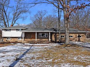 17122 Mock Rd, Berlin center, OH 44401