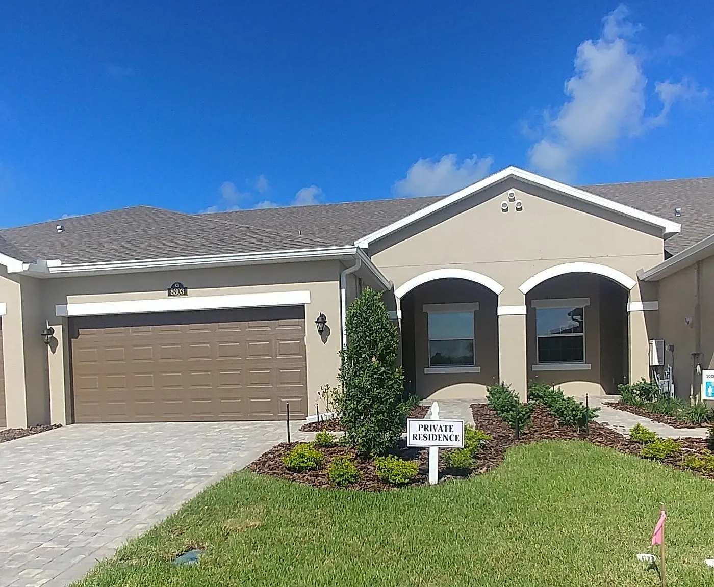 3 bed, 1458 sqft, $2,600 — Photo 1