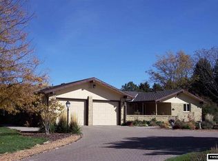 2820 Applewood Rd, Gering, NE 69341