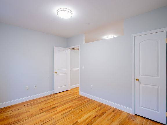 5th image of 329 Lenox Ave #3S