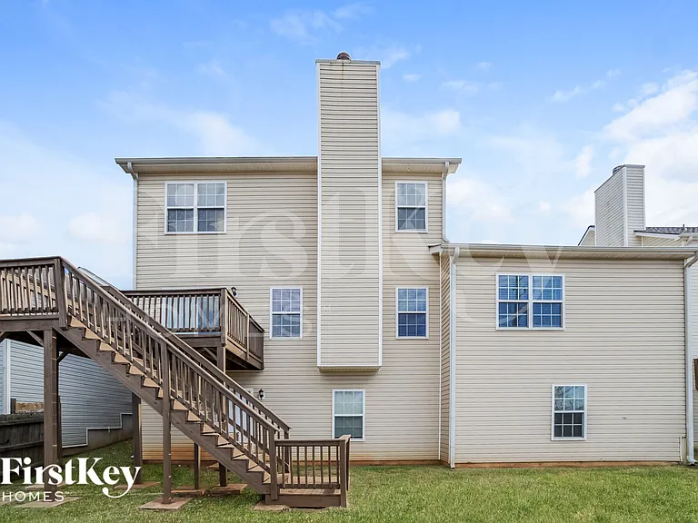 2046 Dartmoth Way — Photo 16