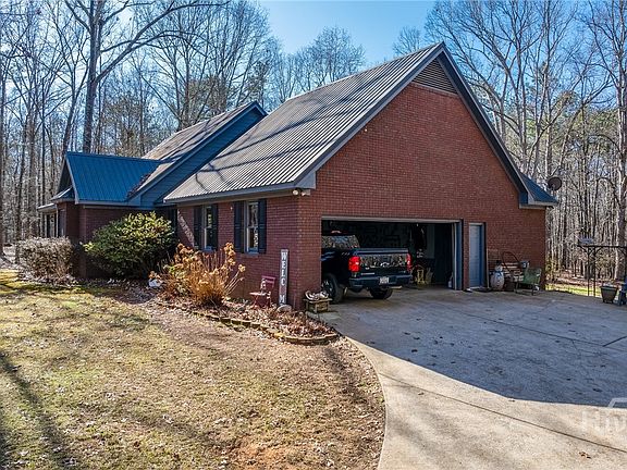 2nd image of 7790 Jefferson Road