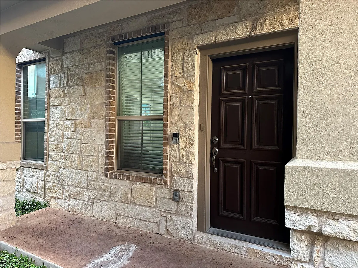 Building Photo - 14001 Avery Ranch Blvd #1001