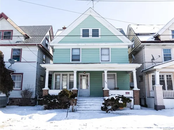 615 7th St, Niagara Falls, NY 14301
