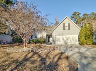 105 Southern Magnolia Ct, Hampstead, NC 28443