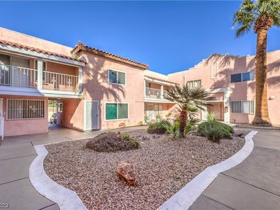 2270 E Desert Inn Rd, Las Vegas, NV, 89169