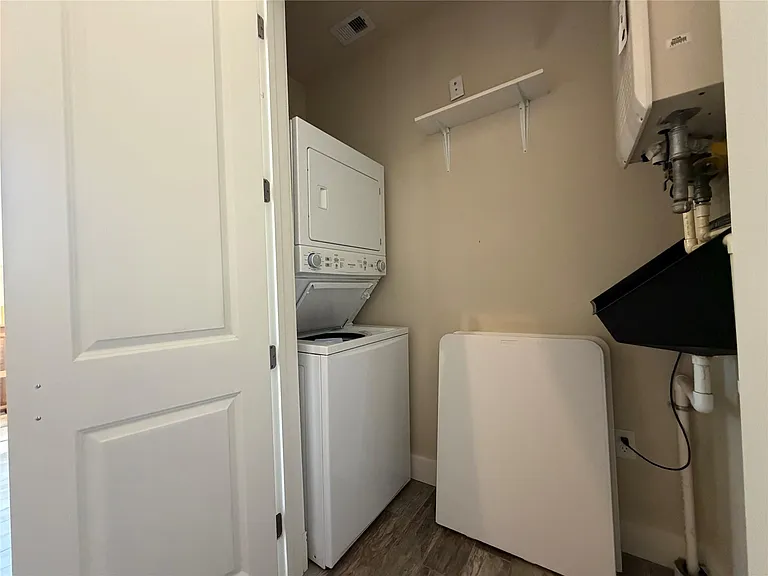 2504 Church St #3 — Photo 10