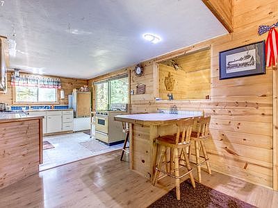 5th image of 69 Northwoods Cabin Ave