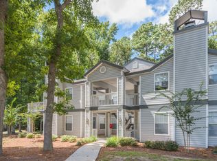 Heron on the Bluffs, Savannah, GA 31406
