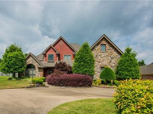 2100 Euper Ct, Fort Smith, AR 72903