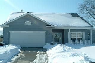 1st image of 519 Oakdale Cir