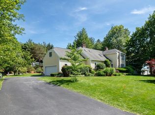 4 Fieldstone Dr, Winchester, MA 01890