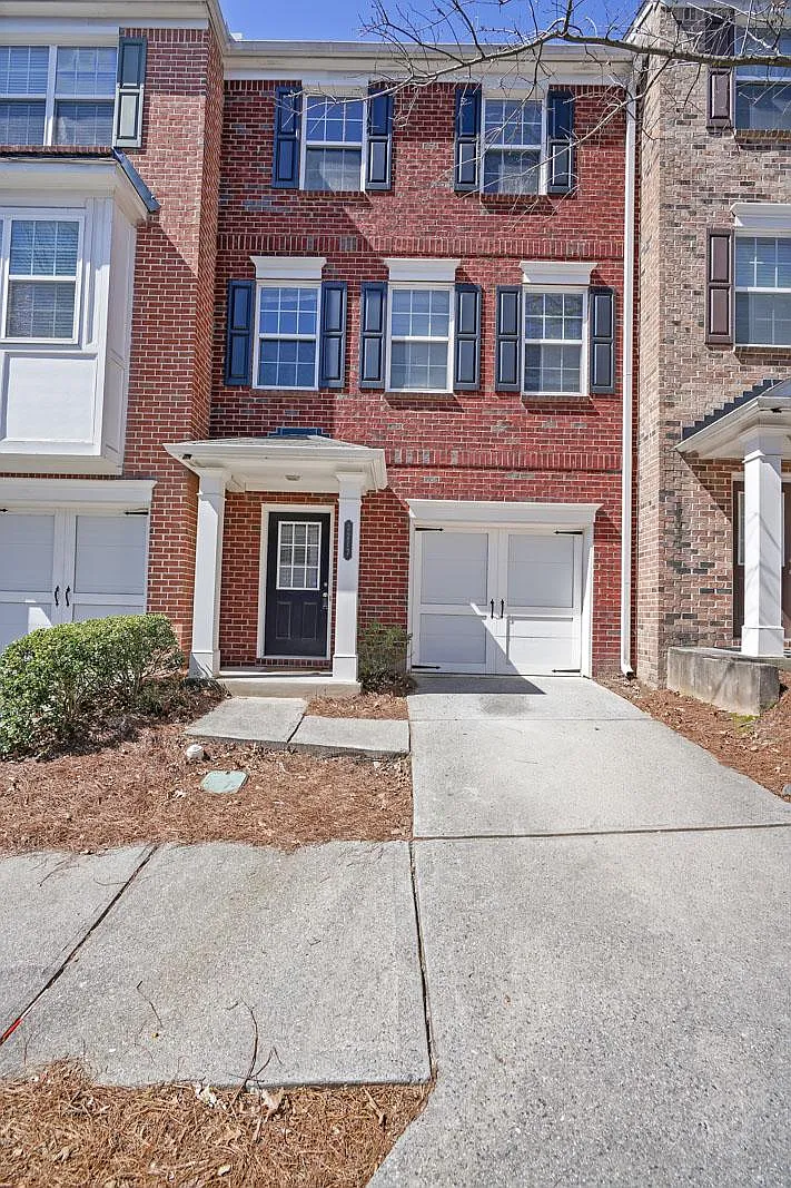Building Photo - 2217 Landing Walk Dr