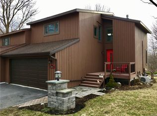 8650 Salt Springs Rd, Manlius, NY 13104