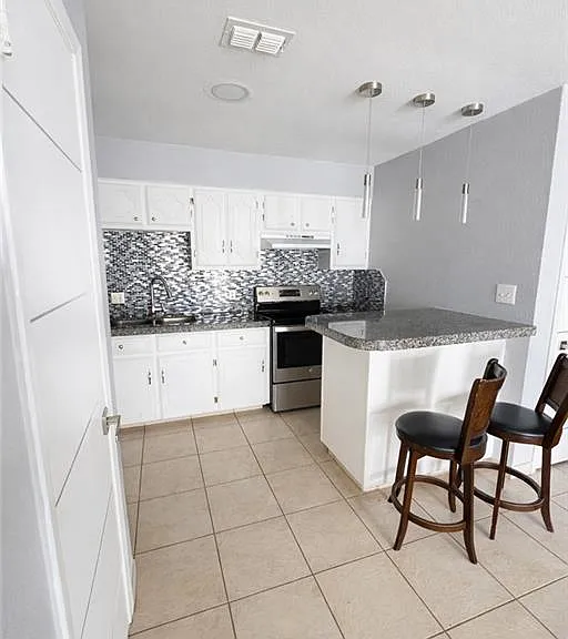 312 Gastel Cir #3 — Photo 5