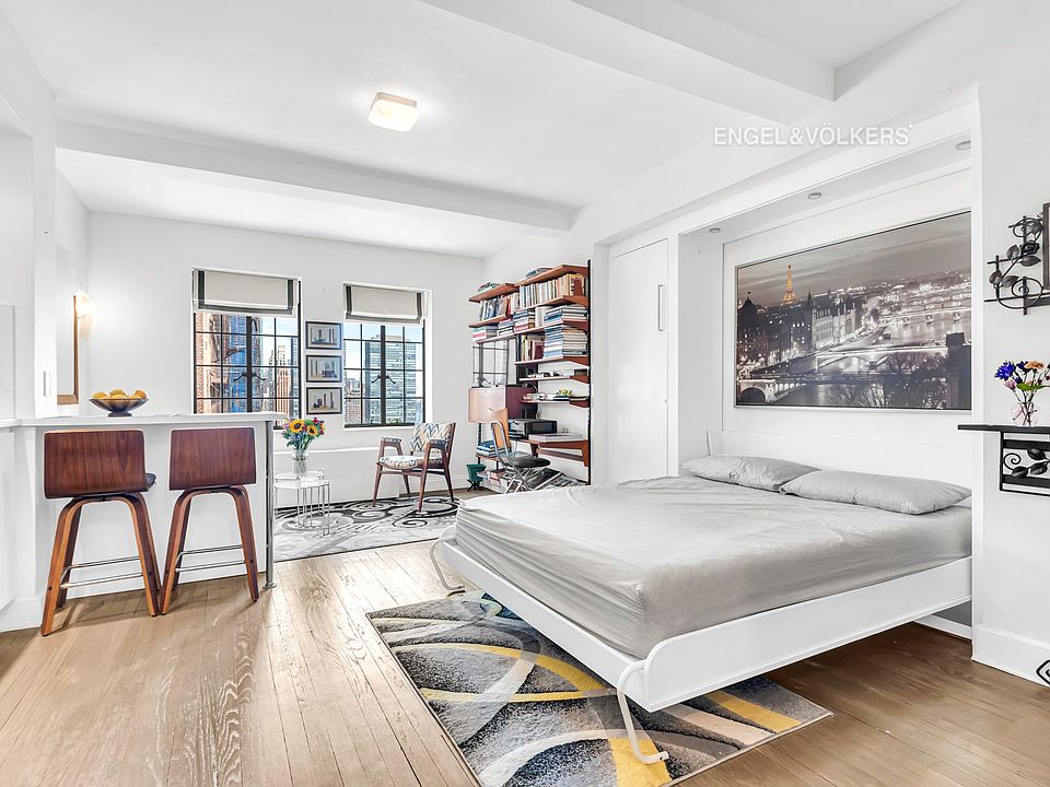 1st image of 5 Tudor City Pl APT 1301