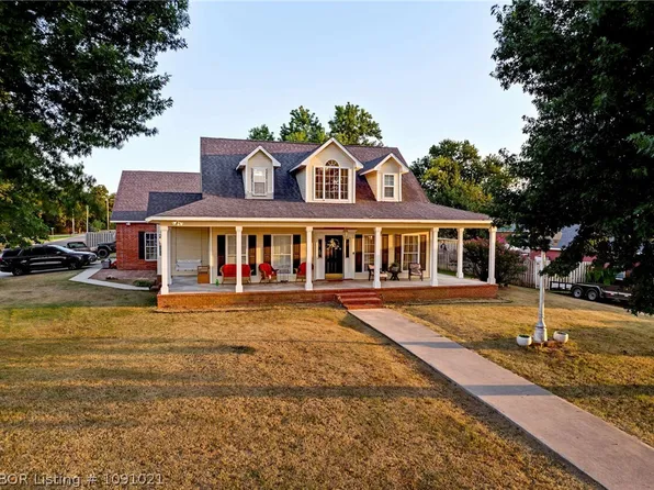 2718 E King Ave, Sallisaw, OK 74955