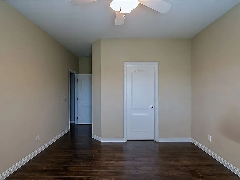4524 Grindle Point St — Photo 12