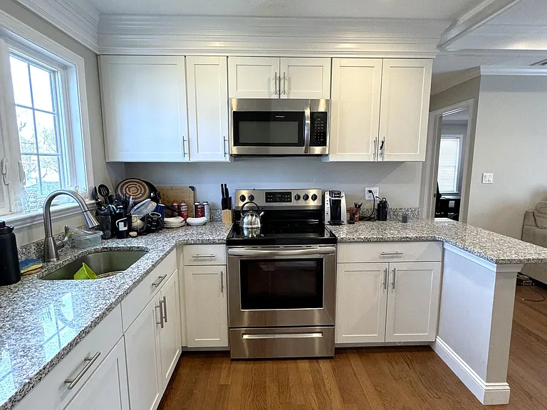 132 Greene St #4 — Photo 5