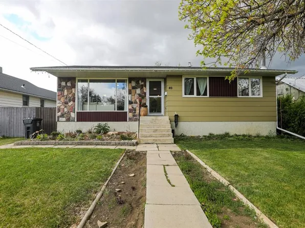 40 S 100th St E, Raymond, AB T0K 2S0