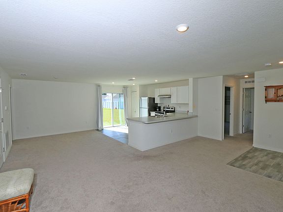 4th image of 1298 SW Melrose Avenue