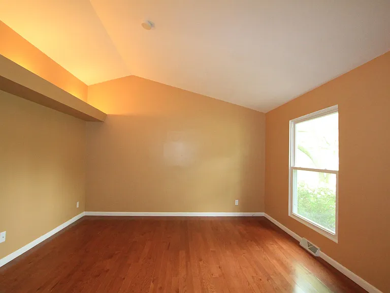 238 Saint Marys Dr — Photo 8