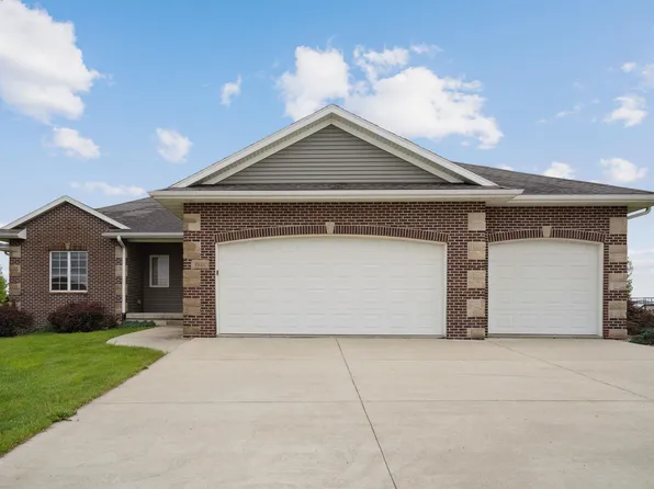 1121 Donna St, Denver, IA 50622