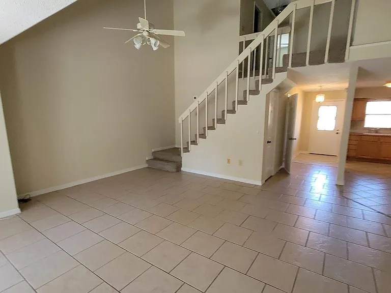 611 W Oak Terrace Dr — Photo 22