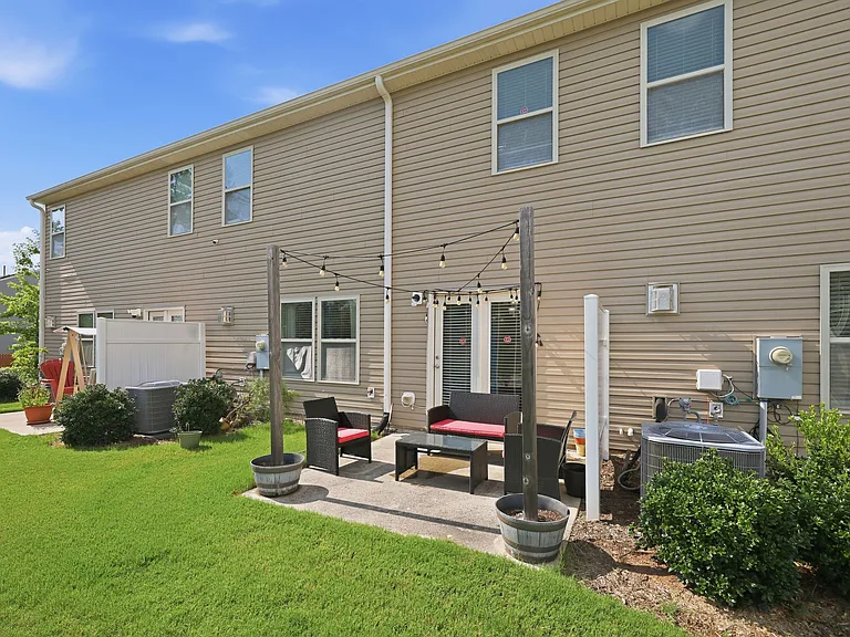 115 Crusaders Dr — Photo 39