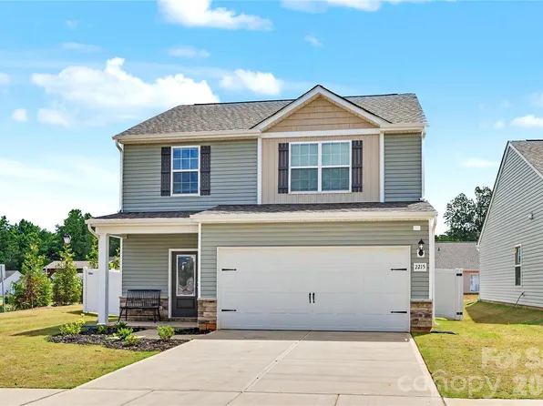 2215 Transatlantic Ave, Charlotte, NC 28215