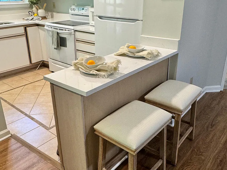 2 Ashlar Hill Ct #2 — Photo 1