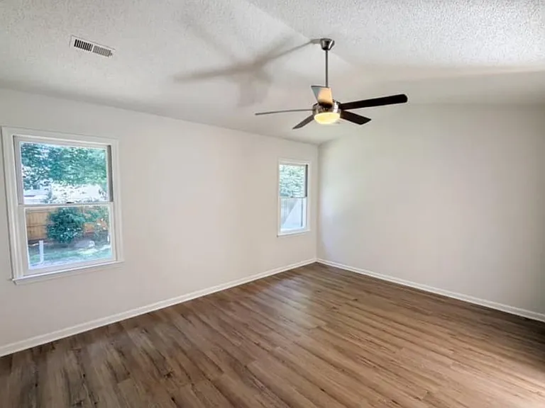 13628 Tynecastle Ln — Photo 7