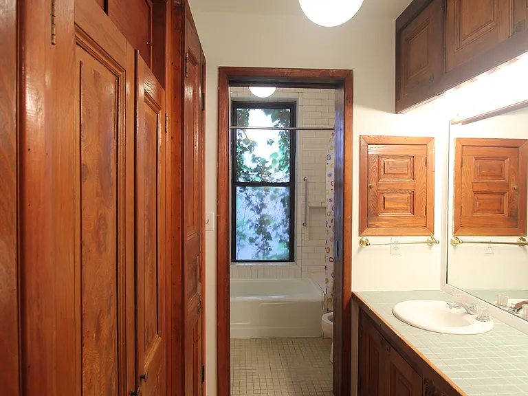 124 W 80th St #4 — Photo 7