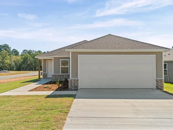 8001 Chesapeake Trl, Bauxite, AR 72011