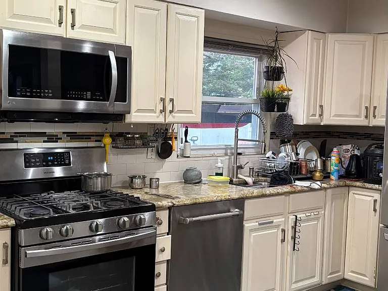 10 Cranberry Ln — Photo 4