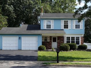21 Snowdrift Ln, Howell, NJ 07731