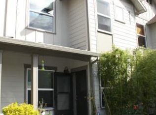 4751 NE Prescott St UNIT C, Portland, OR 97218