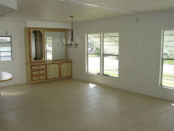 Dining room new tile