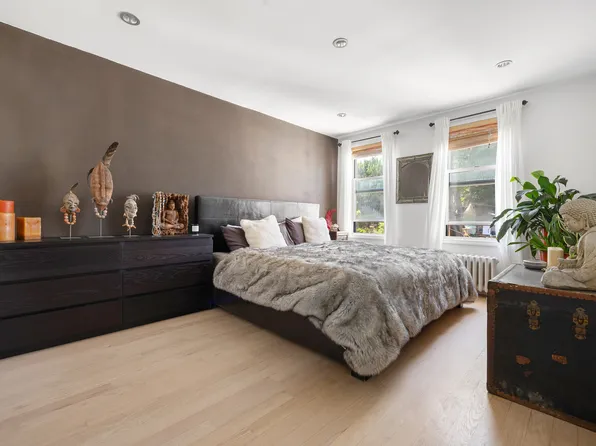 138 Wakeman Place image 20 of 35