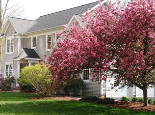 11 Debra Dr, Essex Jct, VT 05452
