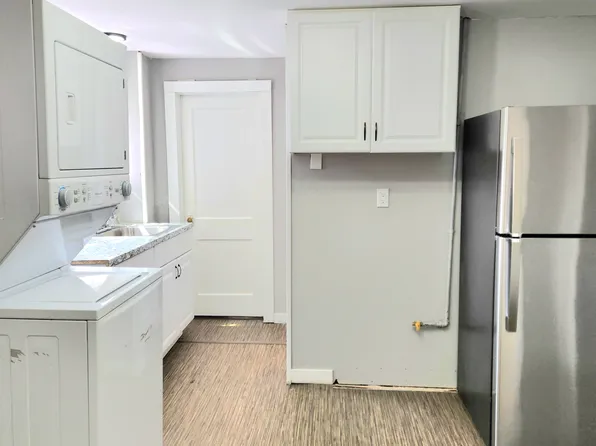 20 Doubleday St APT 3, Binghamton, NY 13901