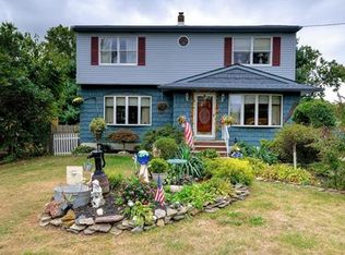 421 Hyatt St, Avenel, NJ 07001