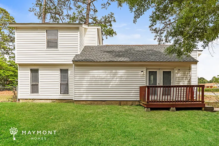 4235 Cap Chat St — Photo 15