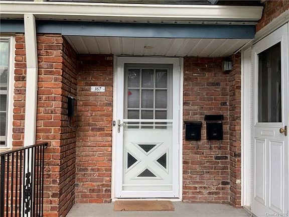 2nd image of 167 Doxbury Ln