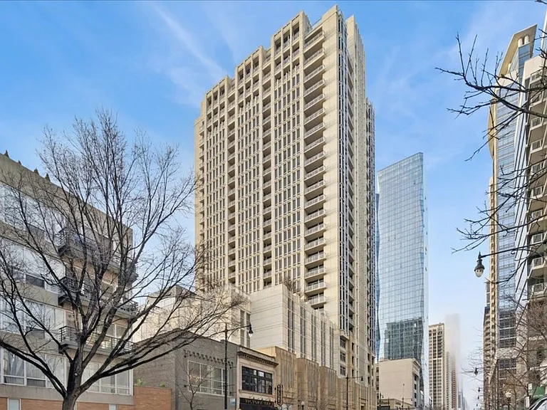 1400 S Michigan Ave #2405 — Photo 1