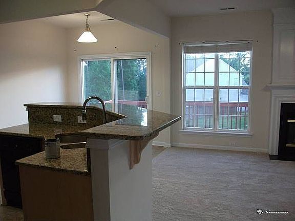 Breakfast Nook + Deck