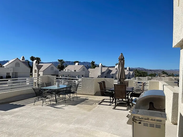 420 Acoma Blvd S #11 — Photo 24