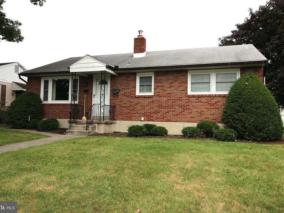 2523 Reading Blvd, West Lawn, PA 19609 Zillow